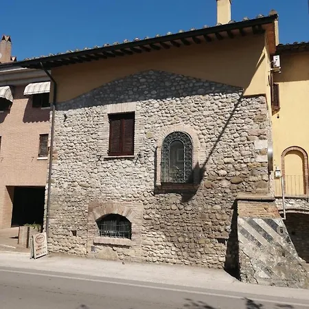 Sulle Orme Di Francesco Blu 公寓