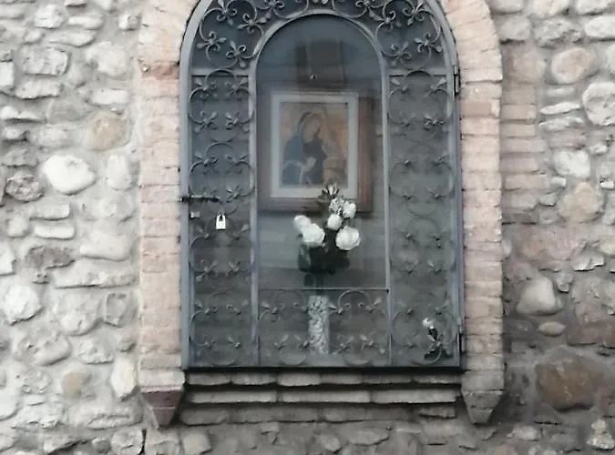 Sulle Orme Di Francesco Blu * Bastia Umbra